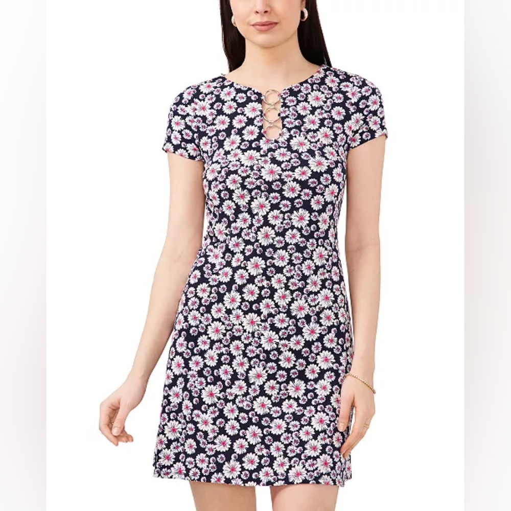 Women's Clothing (805)